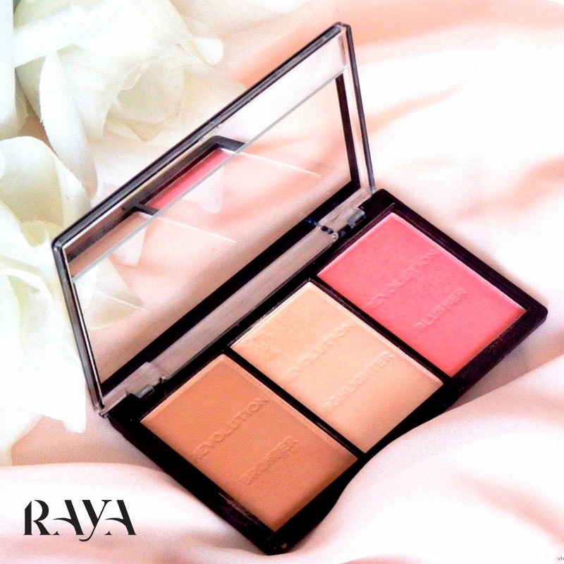 پلت رژگونه و هایلایتر و برانزر رولوشن Revolution Ultra Sculpt & Contour Kit - Ultra Fair C01
